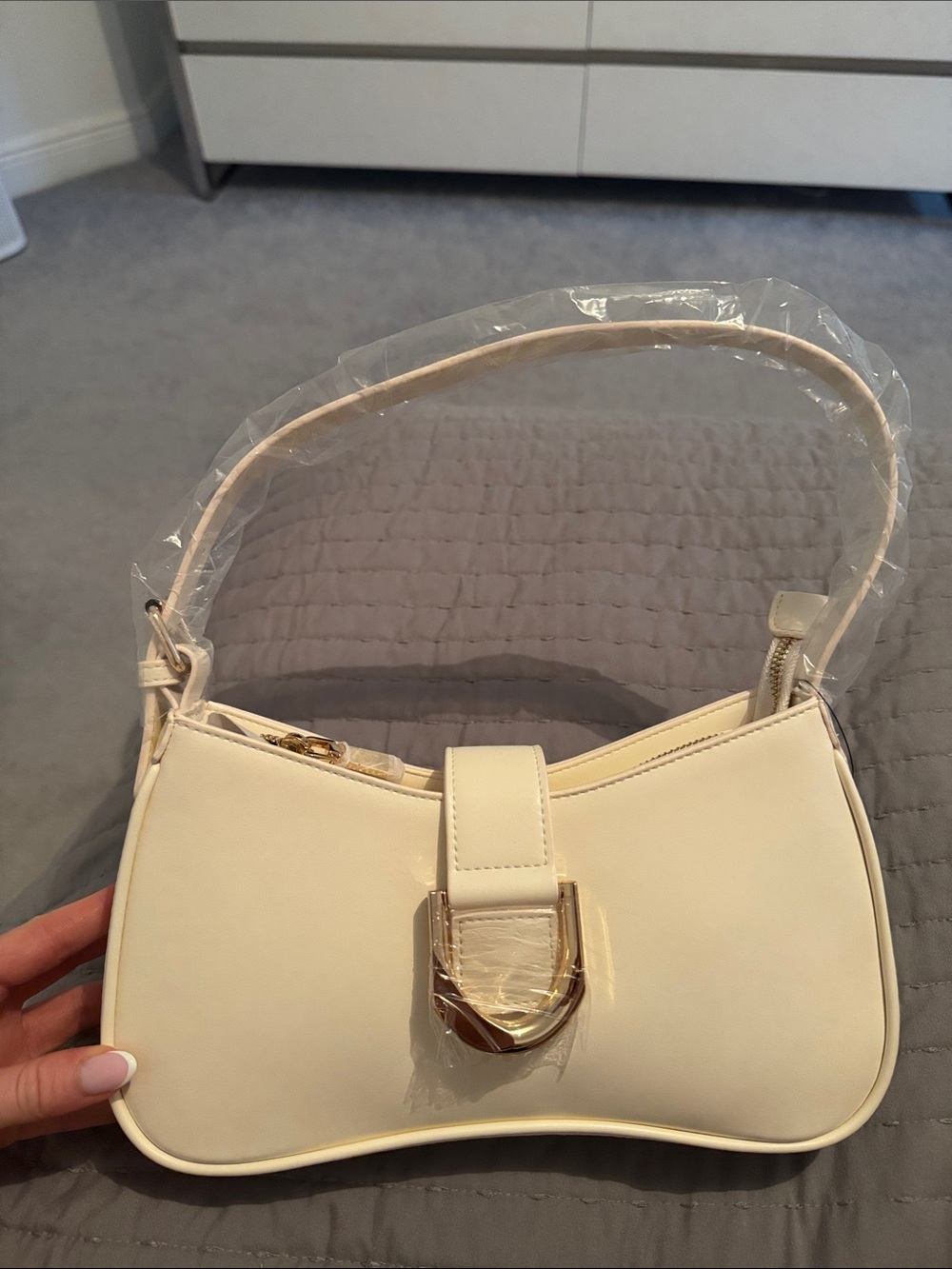LULUS Cream Women’s Shoulder Bag with Buckle Accent
